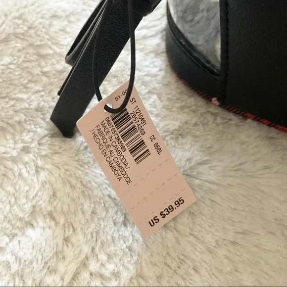 Victoria’s Secret 3 piece Makeup Bag Set - Picture 7 of 7